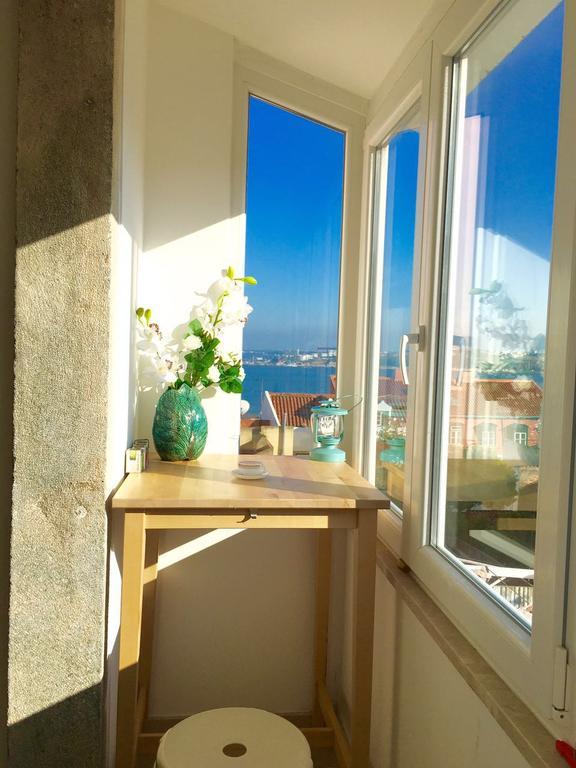 Secret & River View Family Flat