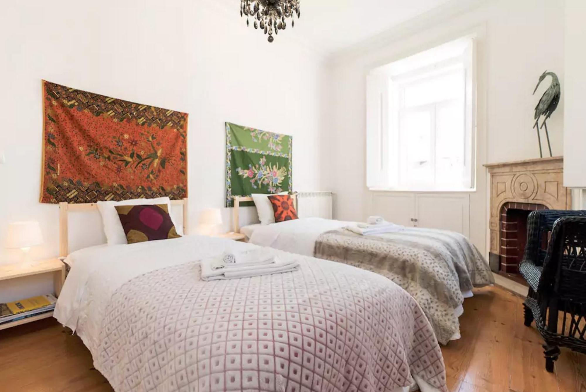 Secret & River View Family Flat * Lisboa